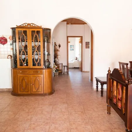 Holiday Traditional House - Perfect For Families *